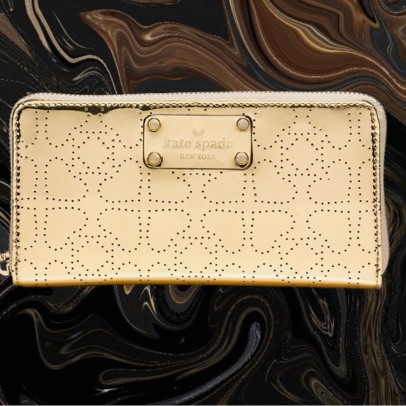 Kate Spade Metro Spade Jemima
Wristlet / Clutch - Picture 1 of 10